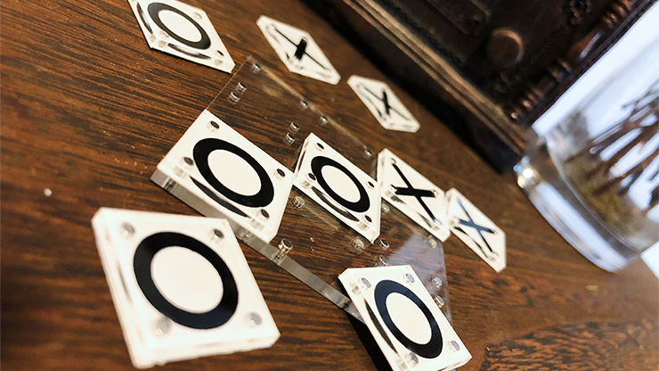 Tic Tac Toe Mini by Bond Lee and Kai-Fu Wang