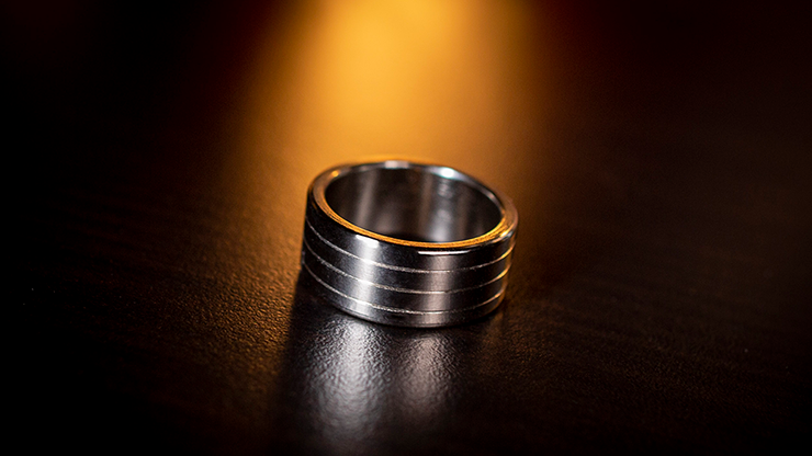 Opus (25 mm Gimmick and Online Instructions) by Garrett Thomas