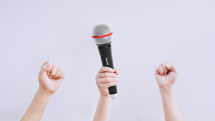 Microphone (Giggle Stick) by JL Magic